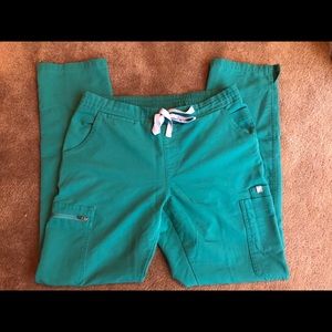 FIGS Hunter Green Yola Scrubs